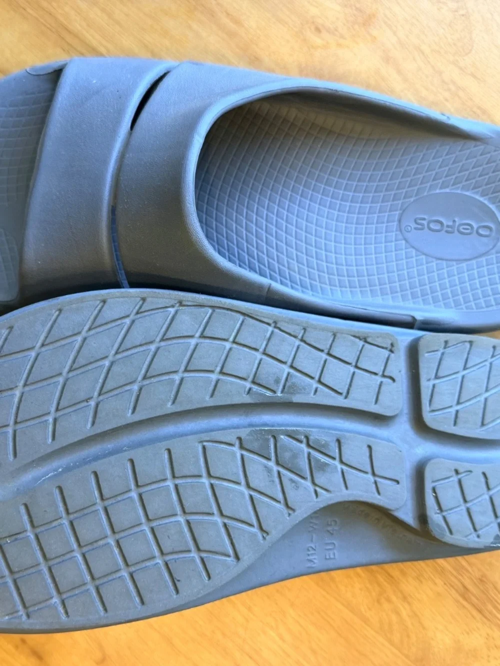 Oofos OOahh Sport Recovery Slides Mens 12 Gray Slate Sandals EU 45